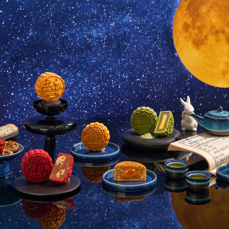 Signature Mooncake Bundles